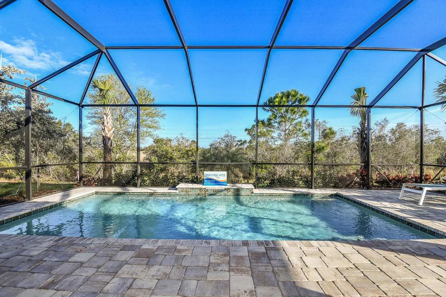 Representative exterior details of a home built from the Meadow Brook by Neal Communities in Vicenza, Venice (Image 4).