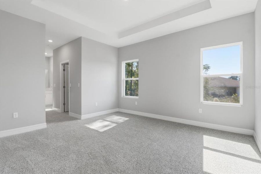 Spacious, unfurnished interior of a new home in , Ocala (Image 34).