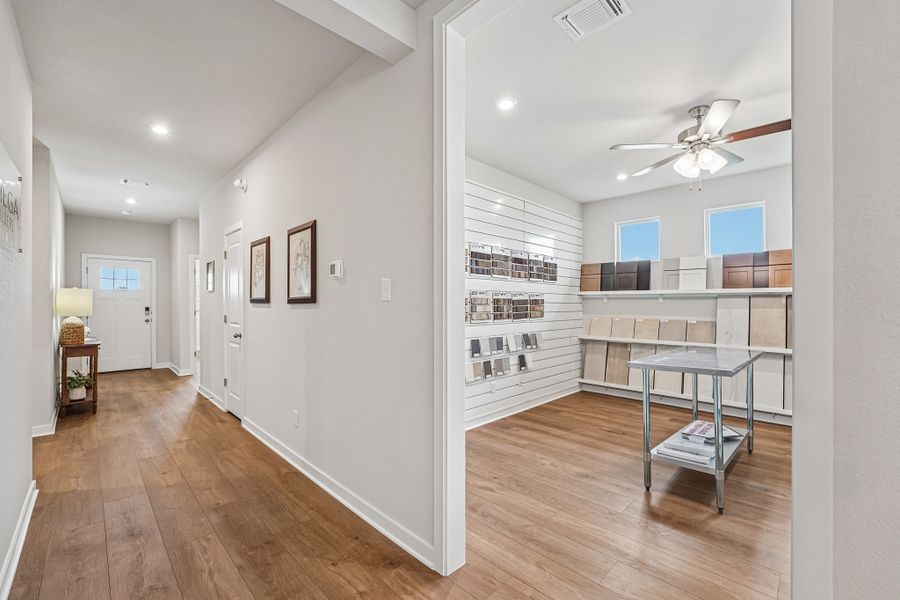 Representative furnished interior of a home built from the Medina by Omega Builders in Hillside Village, Temple (Image 6).