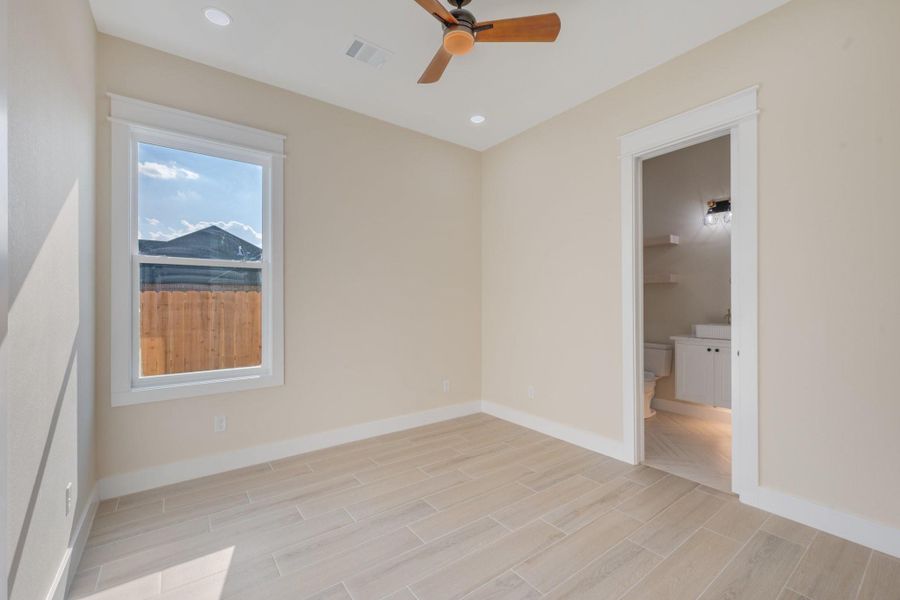 Spacious, unfurnished interior of a new home in , College Station (Image 30).