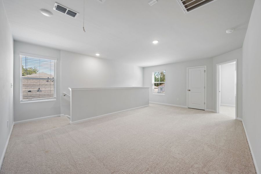 Spacious, unfurnished interior of a new home in Grand Arbor, Blythewood (Image 19).