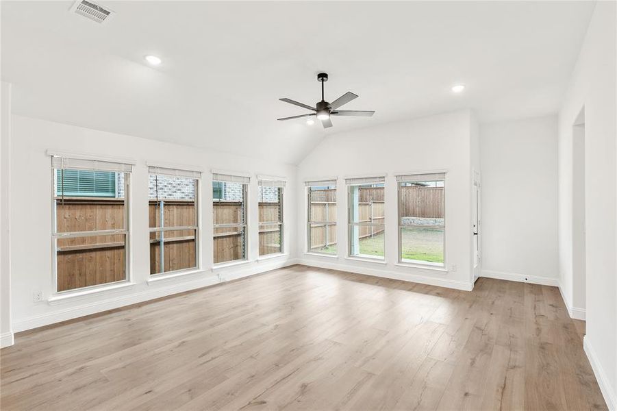 Spacious, unfurnished interior of a new home in Creekview Meadows, Pilot Point (Image 34). Spacious, unfurnished interior of a new home in Creekview Meadows, Pilot Point (Image 34).