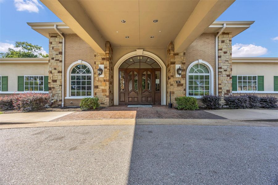 Front of the clubhouse in Elkins