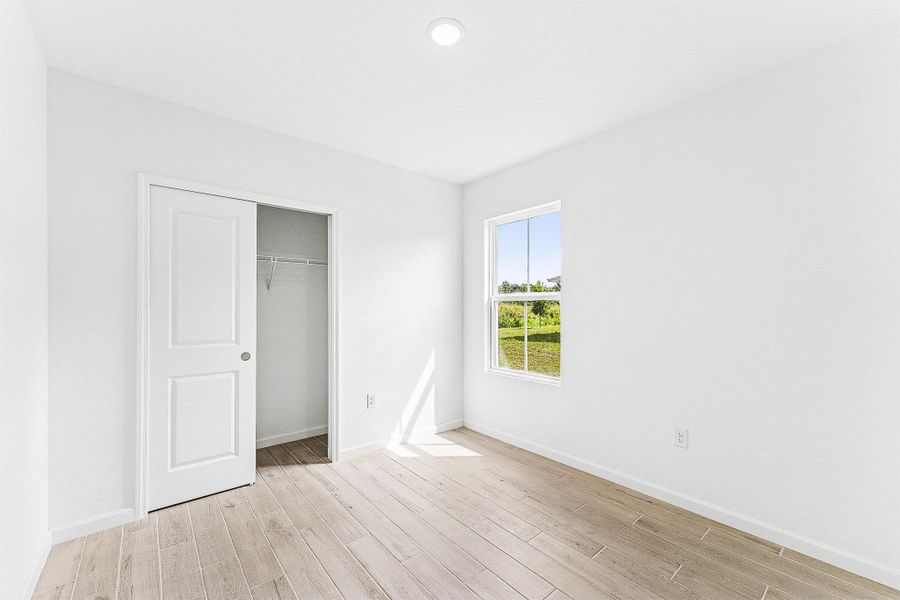 Spacious, unfurnished interior of a new home in , Port St. Lucie (Image 29).