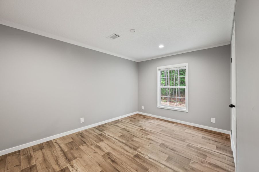 Spacious, unfurnished interior of a new home in , Eutawville (Image 17).