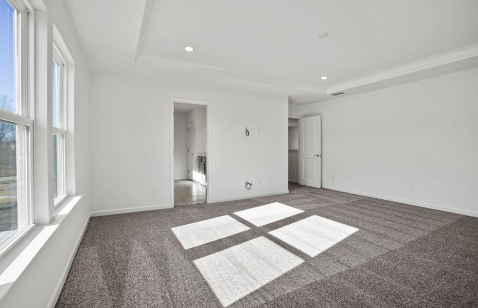 Spacious, unfurnished interior of a new home in Bryton, Huntersville (Image 28).