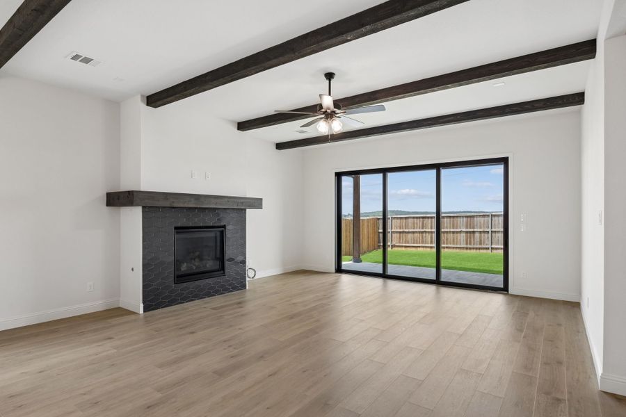 Spacious, unfurnished interior of a new home in Country Lakes, Denton (Image 10). Spacious, unfurnished interior of a new home in Country Lakes, Denton (Image 10).