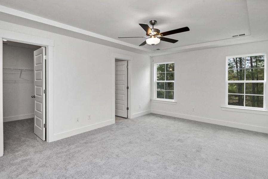 Spacious, unfurnished interior of a new home in Lake Carolina Townhomes, Columbia (Image 37).