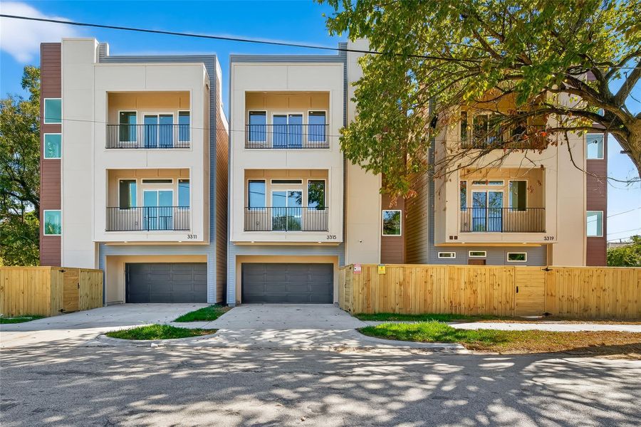 Front exterior of a new home in , Houston, TX, highlighting curb appeal (Image 24). Front exterior of a new home in , Houston, TX, highlighting curb appeal (Image 24).