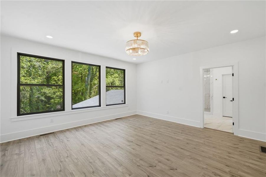 Spacious, unfurnished interior of a new home in , Roswell (Image 45).