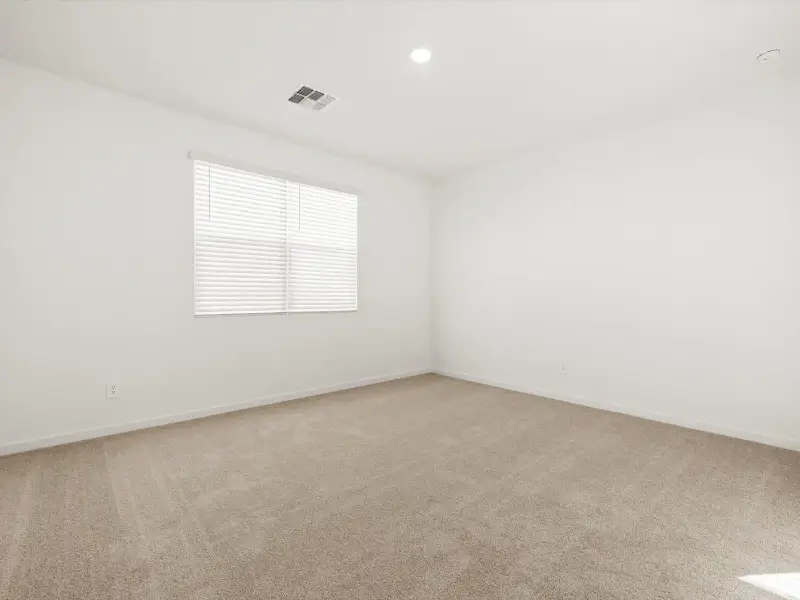 Spacious, unfurnished interior of a new home in Entrada Reserve Series, Tolleson (Image 10).