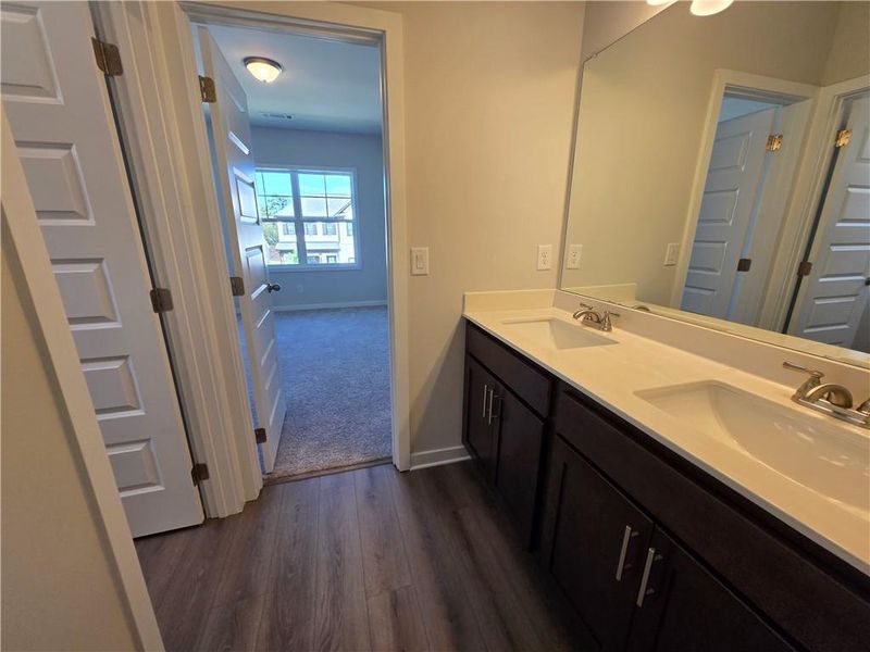 Furnished interior view inside a new home in Pinecrest Ridge, Dacula (Image 13). Furnished interior view inside a new home in Pinecrest Ridge, Dacula (Image 13).