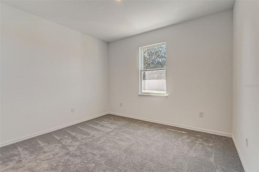 Spacious, unfurnished interior of a new home in Sunset Lakes Estates, Mascotte (Image 20).