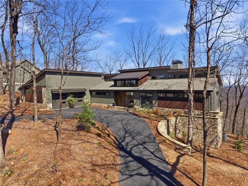 Image 33 of a home in .