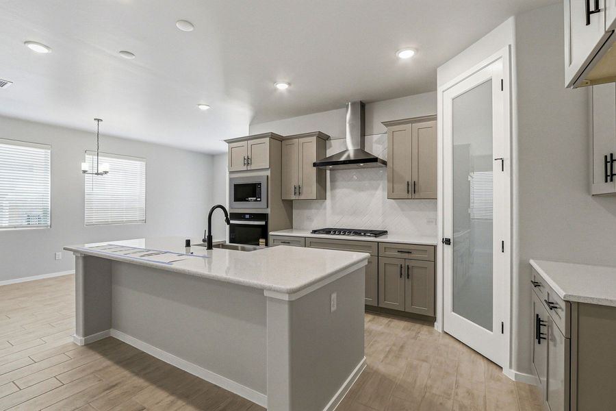 Furnished interior view inside a new home in Hillside Park, El Paso (Image 6).