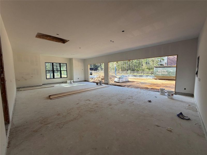 Spacious oversized 3 car garage