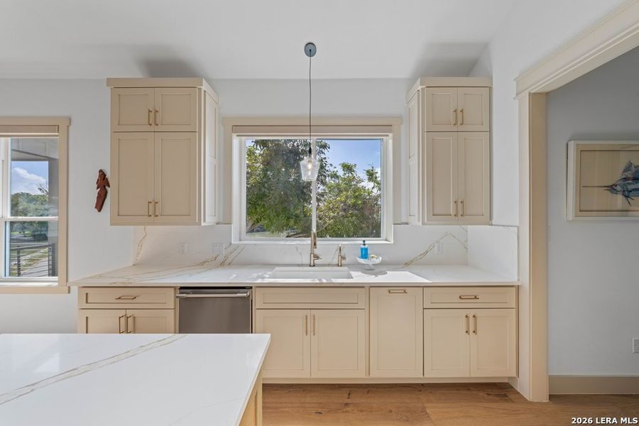Furnished interior view inside a new home in , McQueeney (Image 67).