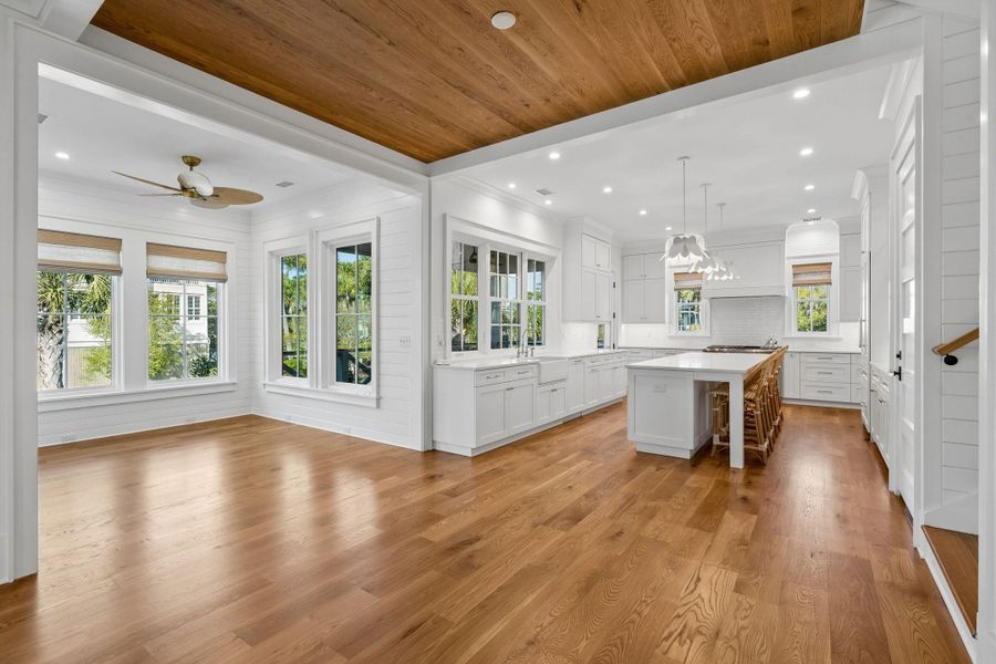 Spacious, unfurnished interior of a new home in , Folly Beach (Image 105).