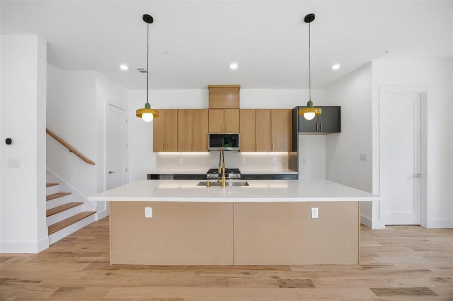 Furnished interior view inside a new home in , Dallas (Image 12).