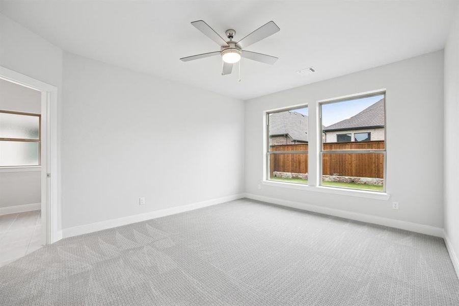 Spacious, unfurnished interior of a new home in Creekshaw – Gardens, Royse City (Image 22). Spacious, unfurnished interior of a new home in Creekshaw – Gardens, Royse City (Image 22).