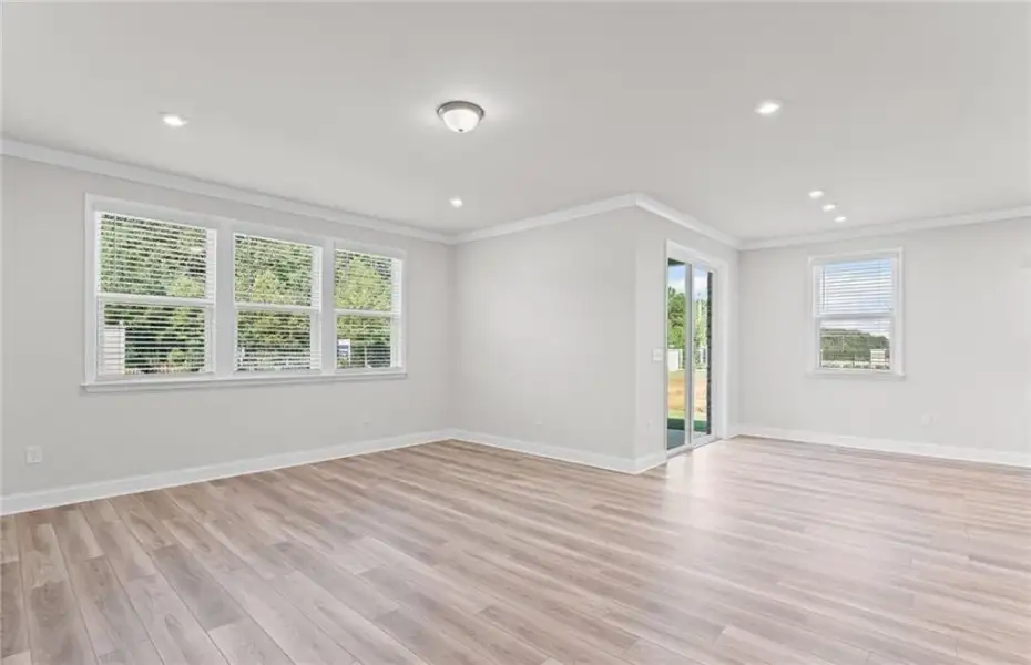 Spacious, unfurnished interior of a new home in Overland, Locust Grove (Image 32).