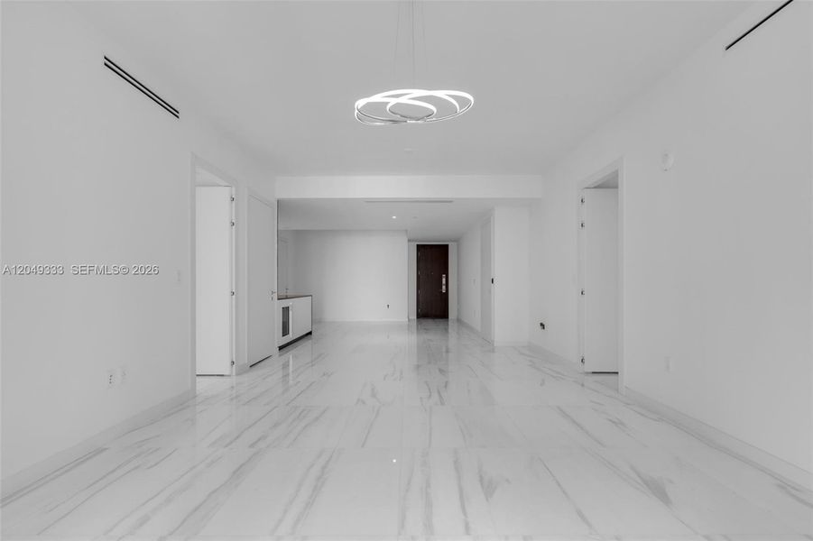 Spacious, unfurnished interior of a new home in , Miami (Image 16).