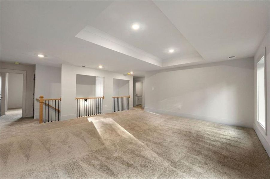 Spacious, unfurnished interior of a new home in Steeplechase, Hoschton (Image 43).