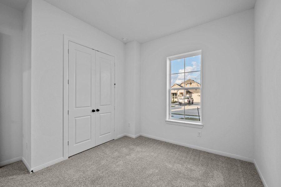 Photo does not represent actual home options and selection. Ask Sales consultant for specific selections.