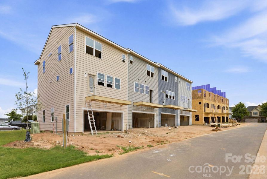 Pictures are of 4043 Bass River (Lot 5) Finishes May Vary