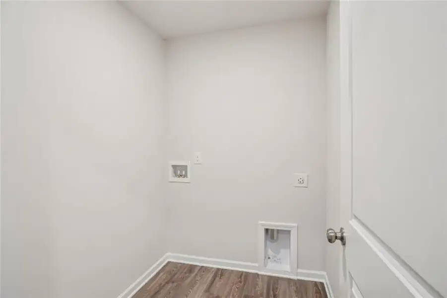 Spacious, unfurnished interior of a new home in Shallow Creek, Hogansville (Image 20).