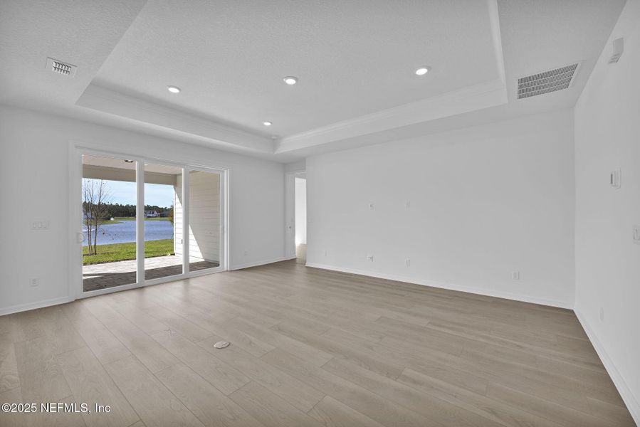 Spacious, unfurnished interior of a new home in Del Webb Saint Johns, St. Johns (Image 22).