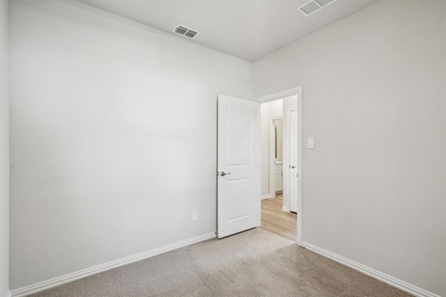 Photo is not of the actual home, but is an inspirational photo of builder’s model home and may depict options, furnishings, and/or decorator features that are not included. Photo is not of the actual home, but is an inspirational photo of builder’s model home and may depict options, furnishings, and/or decorator features that are not included.