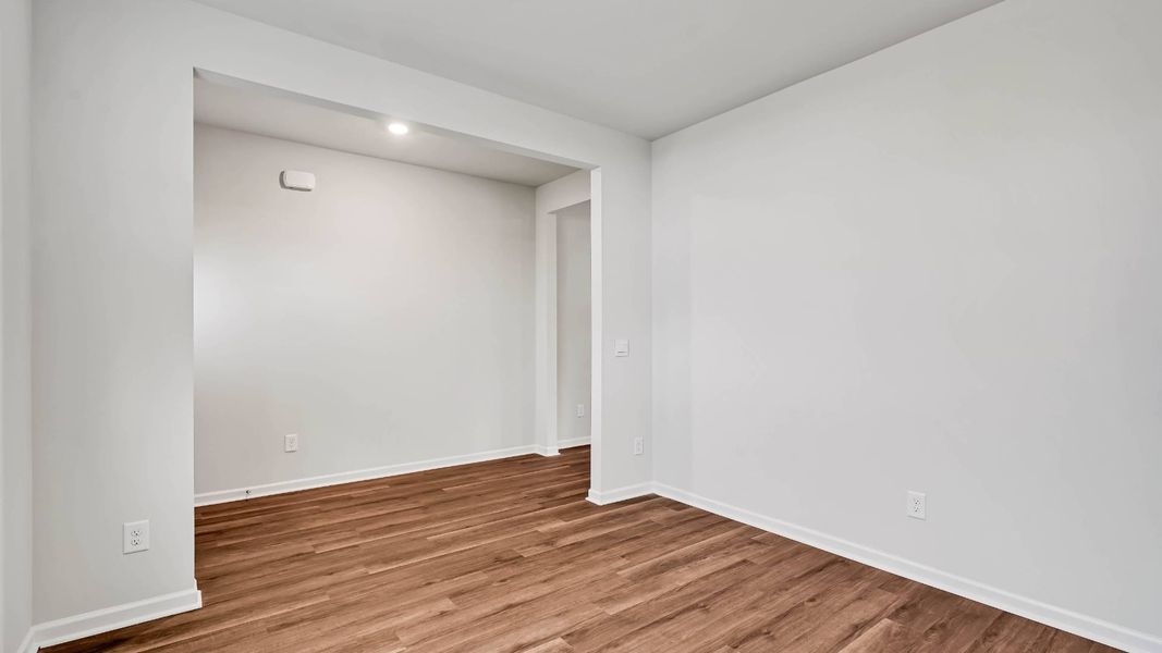 Spacious, unfurnished interior of a new home in Sidbury Station, Castle Hayne (Image 20).