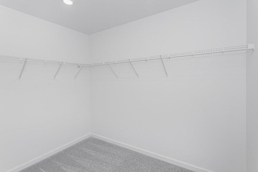 Spacious, unfurnished interior of a new home in Heritage River, Euharlee (Image 14).