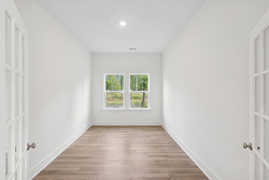 Spacious, unfurnished interior of a new home in Nexton – Midtown – The Garden Collection, Summerville (Image 21). Spacious, unfurnished interior of a new home in Nexton – Midtown – The Garden Collection, Summerville (Image 21).
