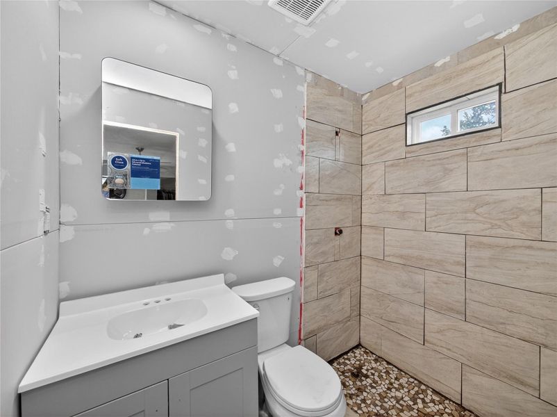 Furnished interior view inside a new home in , Spicewood (Image 8). Furnished interior view inside a new home in , Spicewood (Image 8).