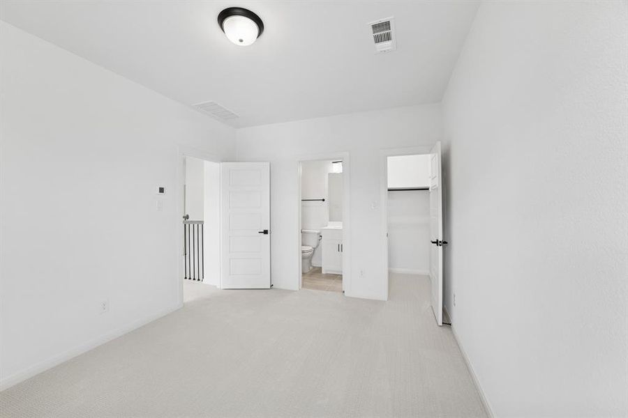 Spacious, unfurnished interior of a new home in Pecan Square - Gardens, Northlake (Image 21). Spacious, unfurnished interior of a new home in Pecan Square - Gardens, Northlake (Image 21).