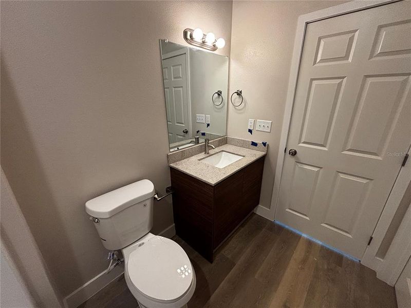 Furnished interior view inside a new home in , Orlando (Image 8).