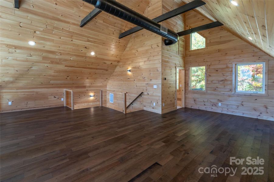 Image 22 of a home in .