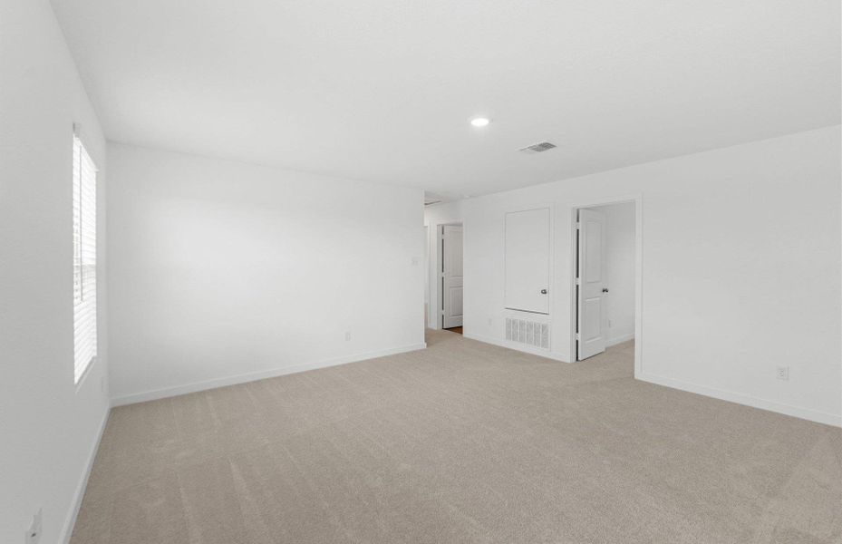 Spacious, unfurnished interior of a new home in Sonterra, Jarrell (Image 16). Spacious, unfurnished interior of a new home in Sonterra, Jarrell (Image 16).