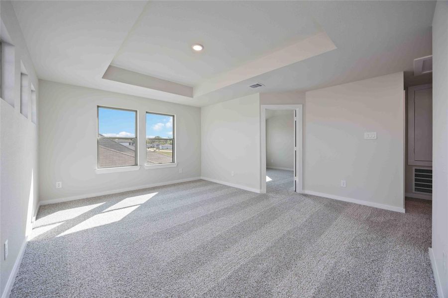 Spacious, unfurnished interior of a new home in The Villages at Westpointe, Dayton (Image 24).