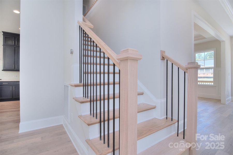 Spacious, unfurnished interior of a new home in , Denver (Image 21).