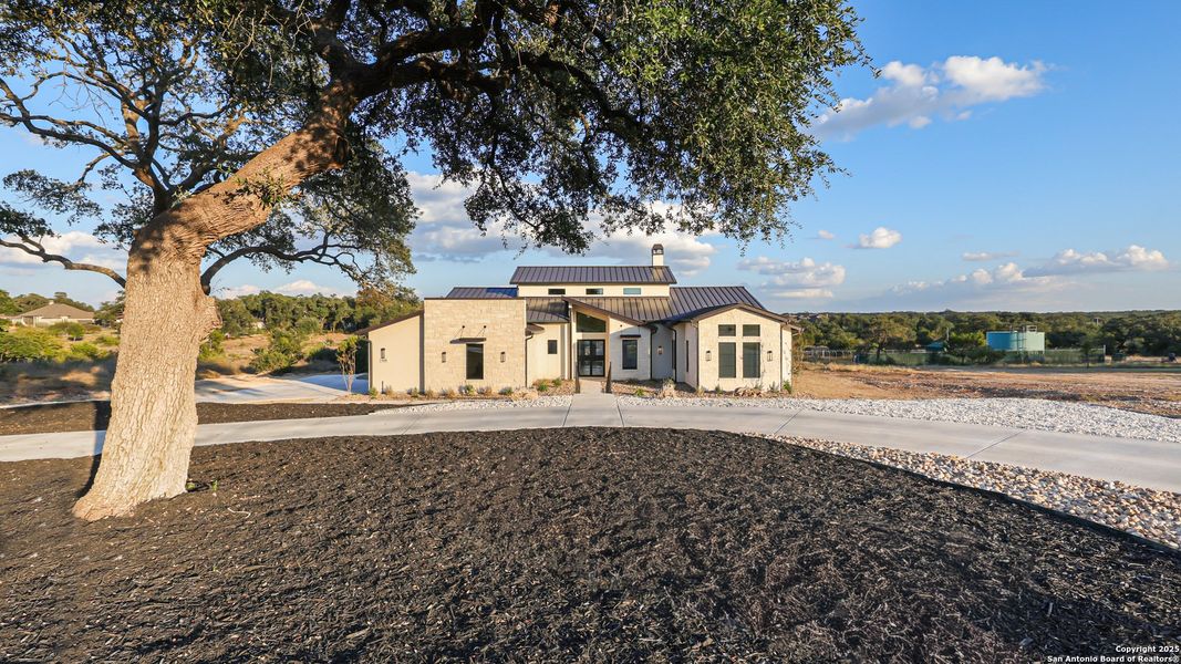 Image 30 of a home in .