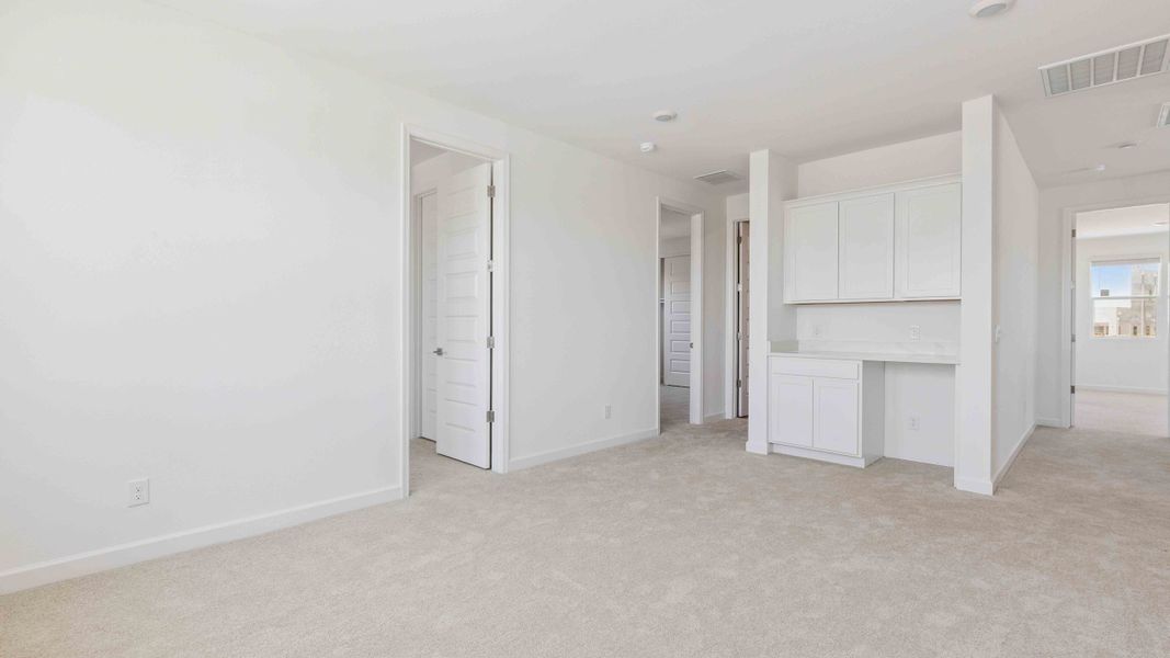 Spacious, unfurnished interior of a new home in Aloravita, Peoria (Image 25). Spacious, unfurnished interior of a new home in Aloravita, Peoria (Image 25).