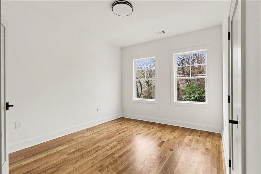 Spacious, unfurnished interior of a new home in , Scottdale (Image 40).