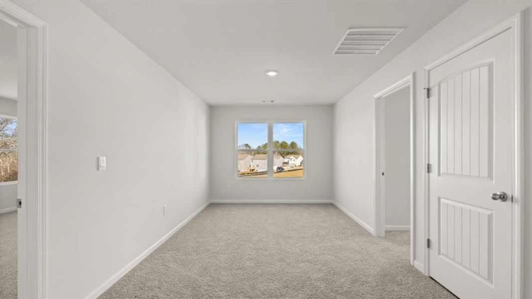 Spacious, unfurnished interior of a new home in Braselton Village, Braselton (Image 24). Spacious, unfurnished interior of a new home in Braselton Village, Braselton (Image 24).