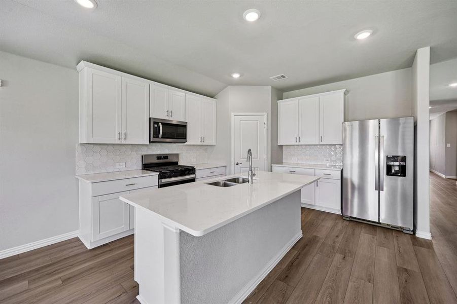 Photo is not of the actual home, but is an inspirational photo of builder’s model home and may depict options, furnishings, and/or decorator features that are not included. Photo is not of the actual home, but is an inspirational photo of builder’s model home and may depict options, furnishings, and/or decorator features that are not included.