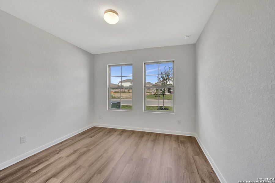 Spacious, unfurnished interior of a new home in Greenspoint Heights, Seguin (Image 38).