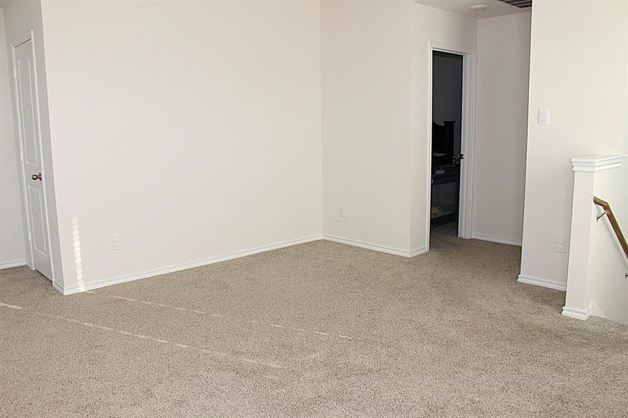 Spacious, unfurnished interior of a new home in , Royse City (Image 14).