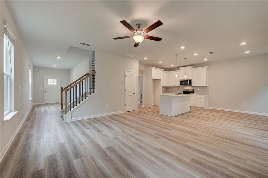 Spacious, unfurnished interior of a new home in Abbotts Crossing, Conyers (Image 23).